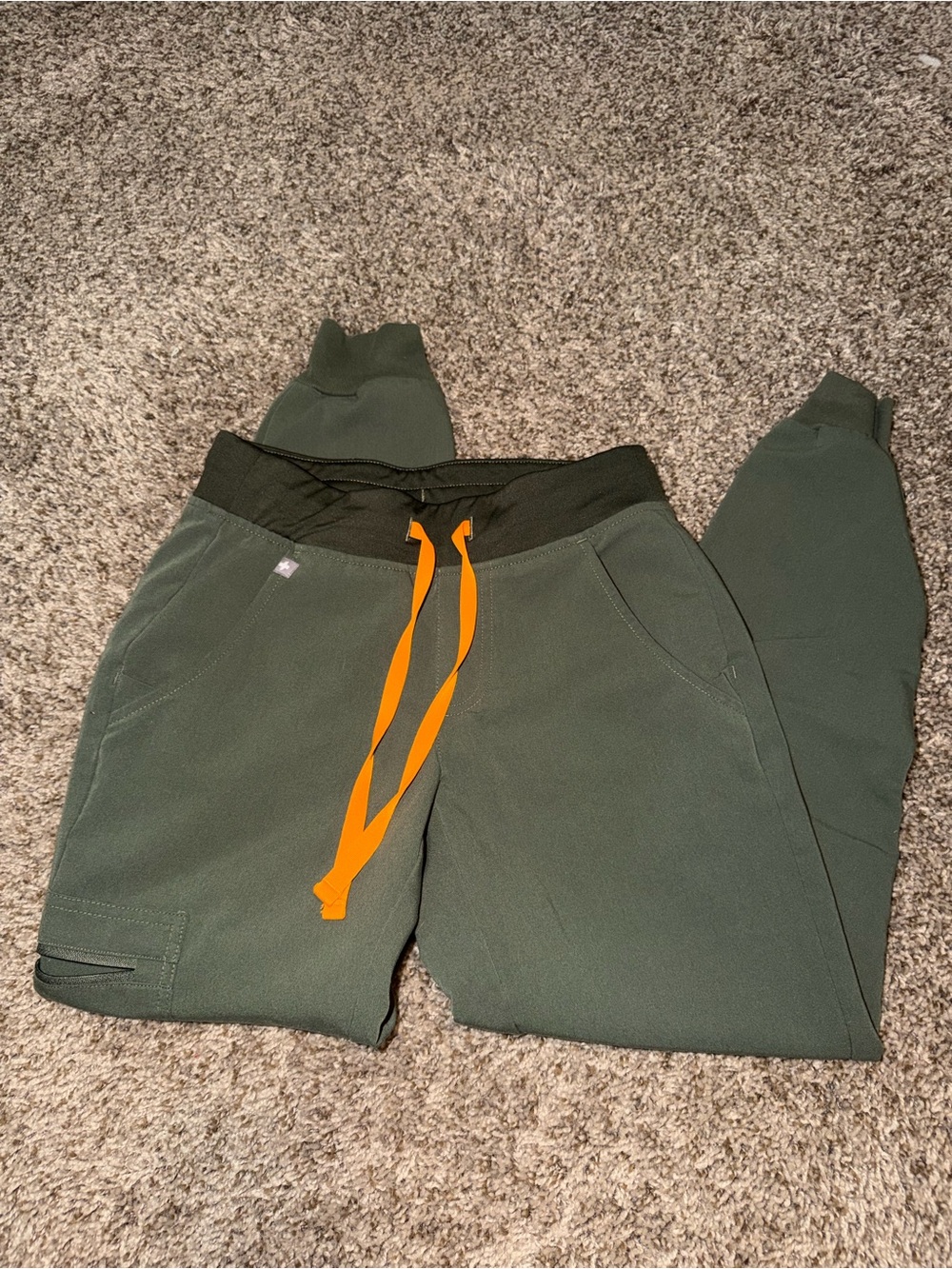 Figs Women’s Army Green Zamora Jogger Scrib Pants xxs/petite